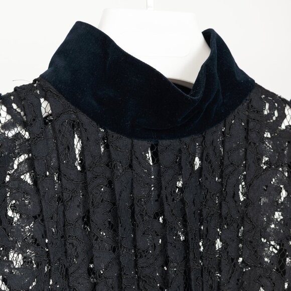 Sacai PF16 Black & Blue Lace Velvet-Trim Blouse - Picture 5 of 11
